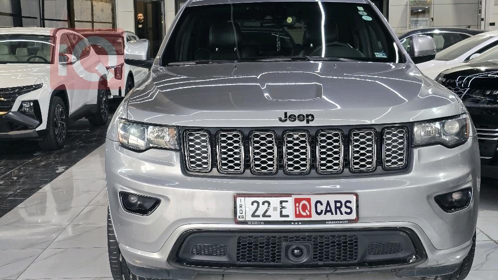 جيب جراند شيروكي